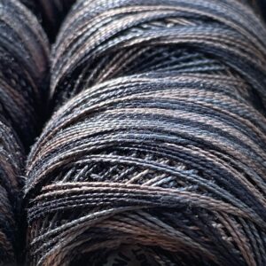 O501 ebony Almond